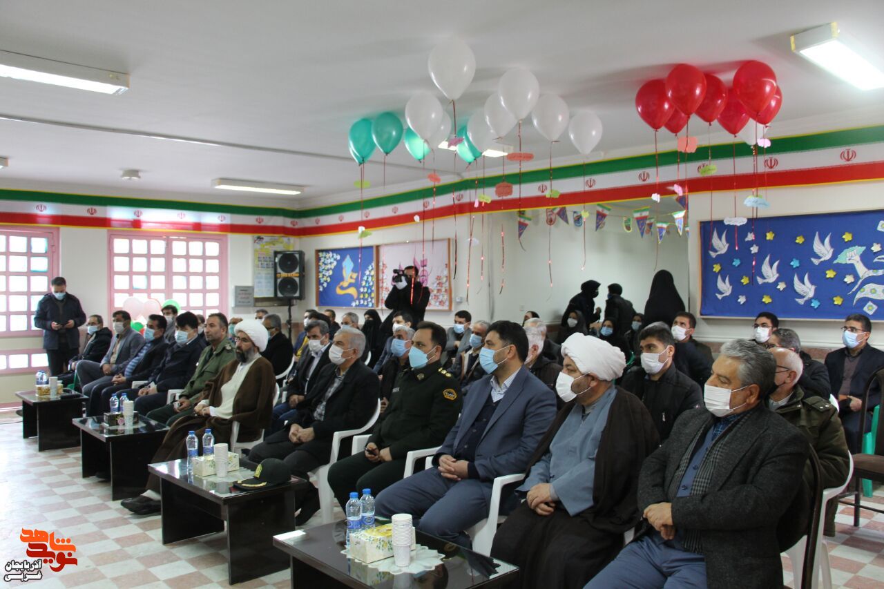 گزارش تصویری/ نواختن زنگ انقلاب در شهرستان تکاب