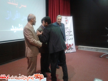 مدیرکل بنیاد کرمانشاه: مردم قدرشناس زحمات مدیرکل بنیاد کرمانشاه: مردم قدرشناس زحمات