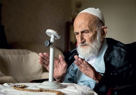 تصاویر کمتر دیده شده از آیت الله حاج شیخ ابوالقاسم خزعلی