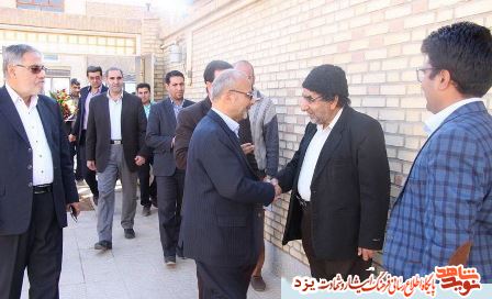 دیدار مدیرکل بنیاد شهید و امور ایثارگران استان یزد با خانواده شهید مفقودالاثر علیرضا زارع بیدکی + عکس دیدار مدیرکل بنیاد شهید و امور ایثارگران استان یزد با خانواده شهید مفقودالاثر علیرضا زارع بیدکی + عکس