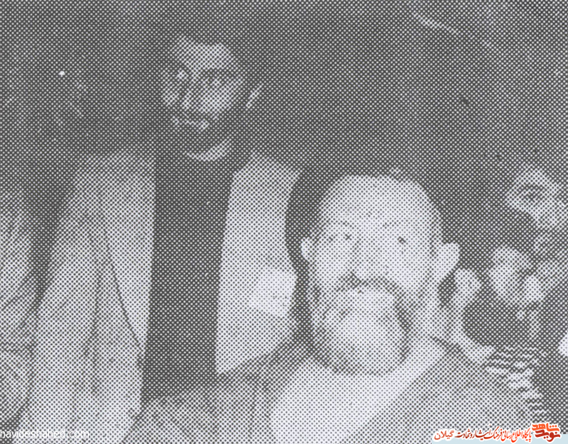 عکس دیده نشده از «شهيد عفيفي ثابت» در کنار شهید بهشتی