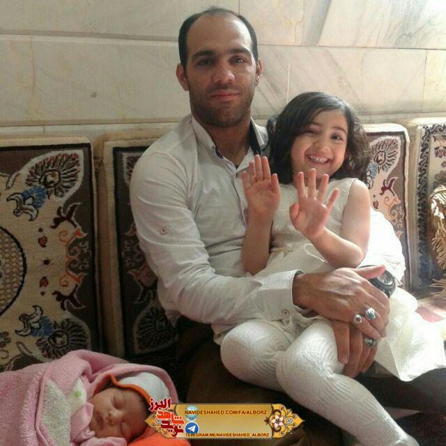 معرفی شهید مدافع حرم حیدر جلیلوند در کلام خانواده اش معرفی شهید مدافع حرم حیدر جلیلوند در کلام خانواده اش