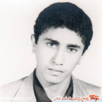 شهيد رضا ستايش/در صف دشمن شکن نماز جمعه شهيد رضا ستايش/در صف دشمن شکن نماز جمعه