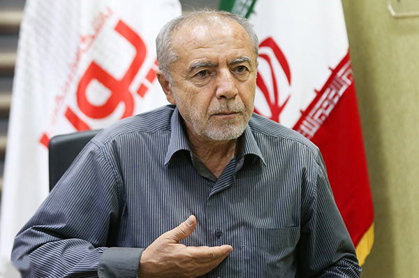 ظهیرنژاد آیت الله خامنهای را معلم خود میدانست ظهیرنژاد آیت الله خامنهای را معلم خود میدانست