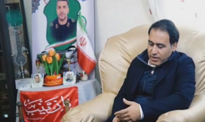 دیدار شب یلدایی مهدوی کیا با خانواده شهید «رضا فرزانه» دیدار شب یلدایی مهدوی کیا با خانواده شهید «رضا فرزانه»