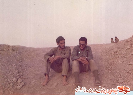 مصاحبه با مادر فرمانده شهید حمید احدی/ حمید حمد خدا را در عمل نشان داد مصاحبه با مادر فرمانده شهید حمید احدی/ حمید حمد خدا را در عمل نشان داد