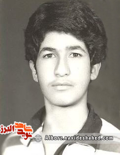نامه و دستخط به یادگار مانده از شهید «محمدصادق اویسی» نامه و دستخط به یادگار مانده از شهید «محمدصادق اویسی»