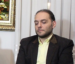 گفت وشنود مشروح با مشاور محترم مدیر کل بنیاد تهران در امور ایثارگران پیروان ادیان توحیدی؛ جناب آقای«آربی تیموریان» گفت وشنود مشروح با مشاور محترم مدیر کل بنیاد تهران در امور ایثارگران پیروان ادیان توحیدی؛ جناب آقای«آربی تیموریان»