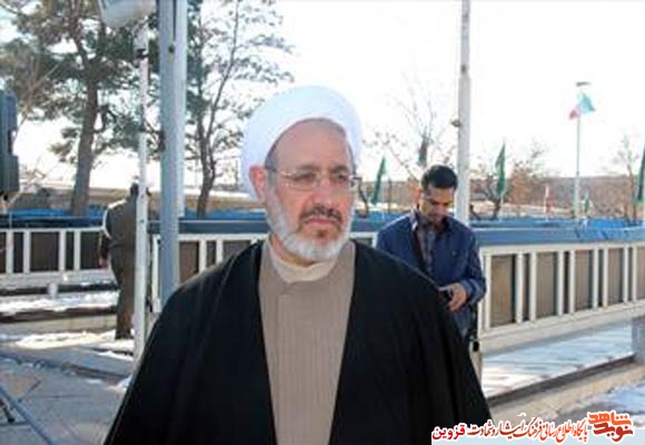 زندان و شکنجه به جرم فرستادن یک صلوات! / ماجرای خواندنی از روزهای انقلاب در مدرسه فیضیه قم زندان و شکنجه به جرم فرستادن یک صلوات! / ماجرای خواندنی از روزهای انقلاب در مدرسه فیضیه قم