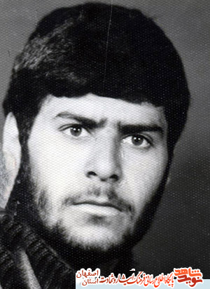 حاجیه خانم امیری مادرشهیدان محمد علی و عباسعلی امیری فرزندان شهیدش پیوست حاجیه خانم امیری مادرشهیدان محمد علی و عباسعلی امیری فرزندان شهیدش پیوست