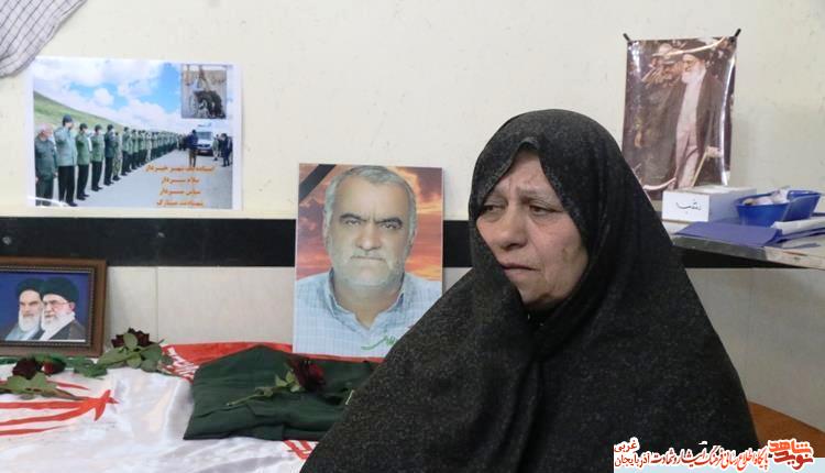 دیدار مسئولین با خانواده «شهید جانباز حاج عباس الطافی» دیدار مسئولین با خانواده «شهید جانباز حاج عباس الطافی»