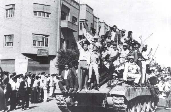 «طيب حاج رضائي از 28 مرداد تا 15 خرداد » «طيب حاج رضائي از 28 مرداد تا 15 خرداد »