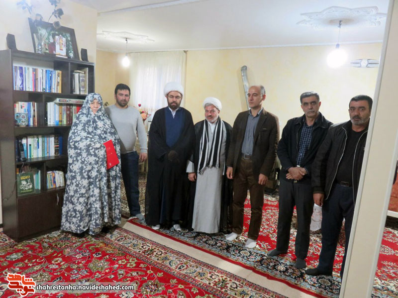 دیدار مسئولان شهرستان دماوند با خانواده شهدا دیدار مسئولان شهرستان دماوند با خانواده شهدا