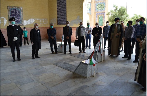 گزارش تصویری| حضور خدام رضوی در گلزارشهدای کبودرآهنگ گزارش تصویری| حضور خدام رضوی در گلزارشهدای کبودرآهنگ