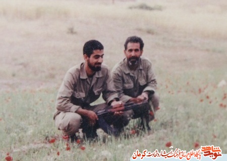 پدر شهیدان انجم شعاع به فرزندان شهیدش پیوست+ تصاویر پدر شهیدان انجم شعاع به فرزندان شهیدش پیوست+ تصاویر