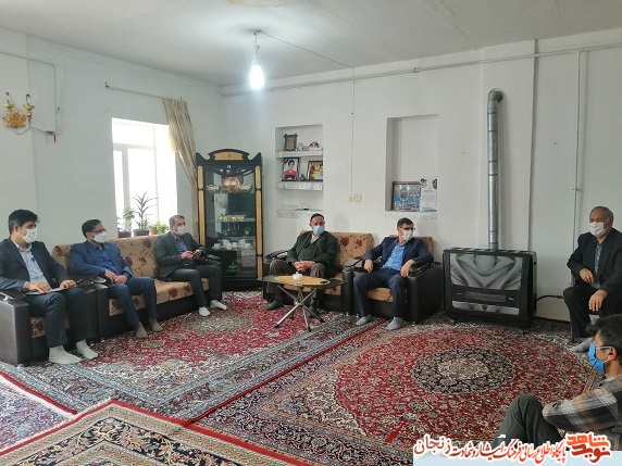 گزارش تصویری/ دیدار مدیرکل با خانواده شهدای ماهنشان