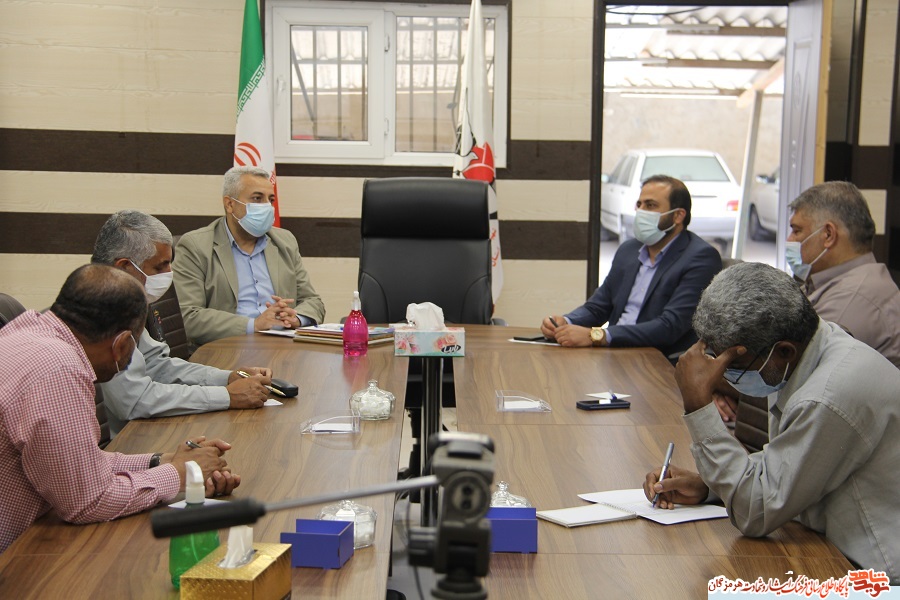 اولین نشست هم اندیشی اعضای تشکل پیام آوران ایثار استان هرمزگان در سال جدید برگزار شد. اولین نشست هم اندیشی اعضای تشکل پیام آوران ایثار استان هرمزگان در سال جدید برگزار شد.