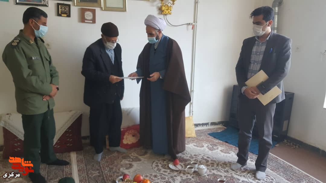 اجرای طرح دیدار فجر آفرینان در شهرستان خنداب برگزار شد