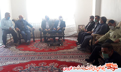 احیای آرمانهای شهدا در جامعه وظیفه ماست احیای آرمانهای شهدا در جامعه وظیفه ماست