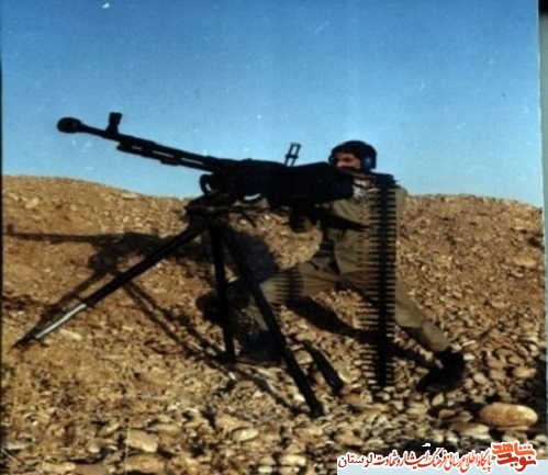 تصاویری کمتر دیده شده از خبرنگار شهید «محمود صارمی» در قاب نوید شاهد