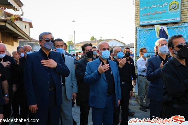 مراسم خاکسپاری مادر شهیدان کریم بخش برگزار شد+عکس