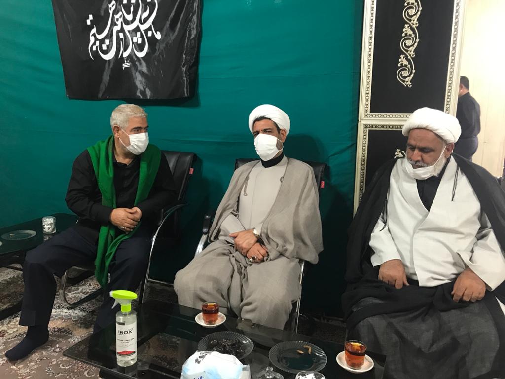 حضور مدیرکل بنیاد شهید وامور ایثارگران قم در مراسم عزاداری حسینی حضور مدیرکل بنیاد شهید وامور ایثارگران قم در مراسم عزاداری حسینی