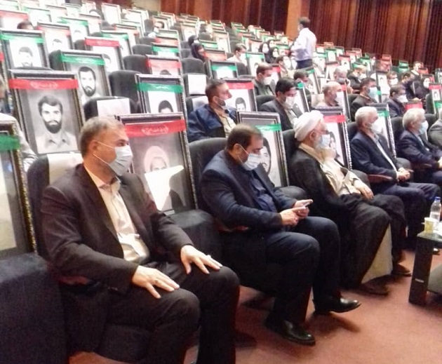 فرزندان شاهد و ایثارگران باید مانند پدرانشان در صحنه باشند