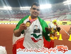 اهدای مدال پاراالمپیک ورزشکار لرستانی به خانواده مرزبان شهید «رشید سپهوند»