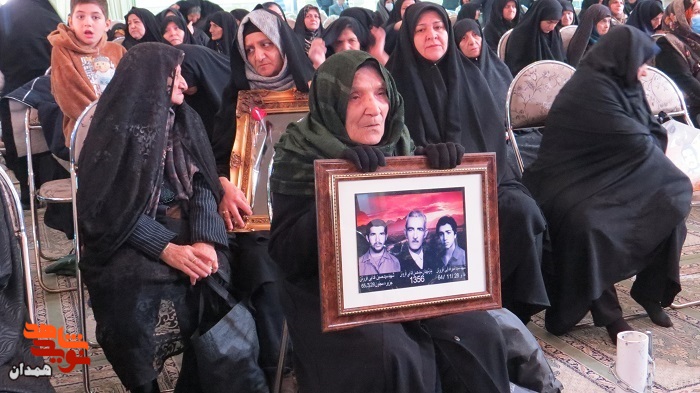 گزارش تصویری|آئین گرامیداشت همسران و مادران شهدا (۱)
