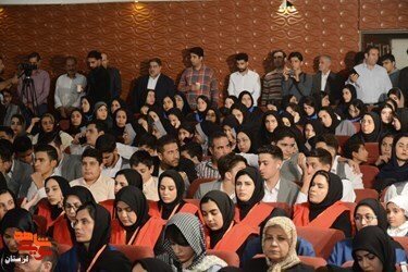 گزارش تصویری/اختتامیه جشنواره بین المللی موسیقی ایثار در خرم آباد برگزار شد