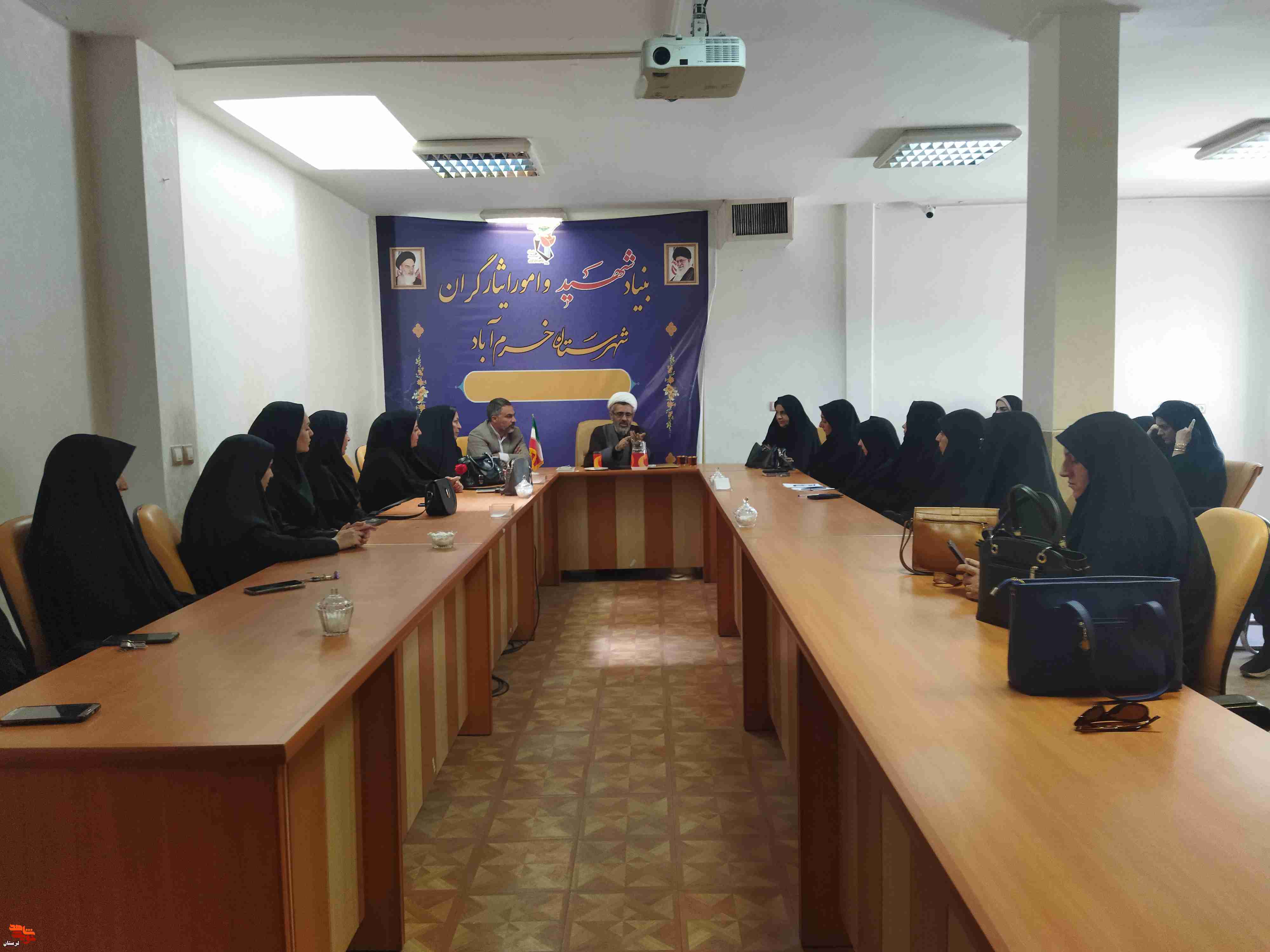 مراسم سوگواری بومی محلی برای «شهید جمهور و همراهانش» برگزار می گردد