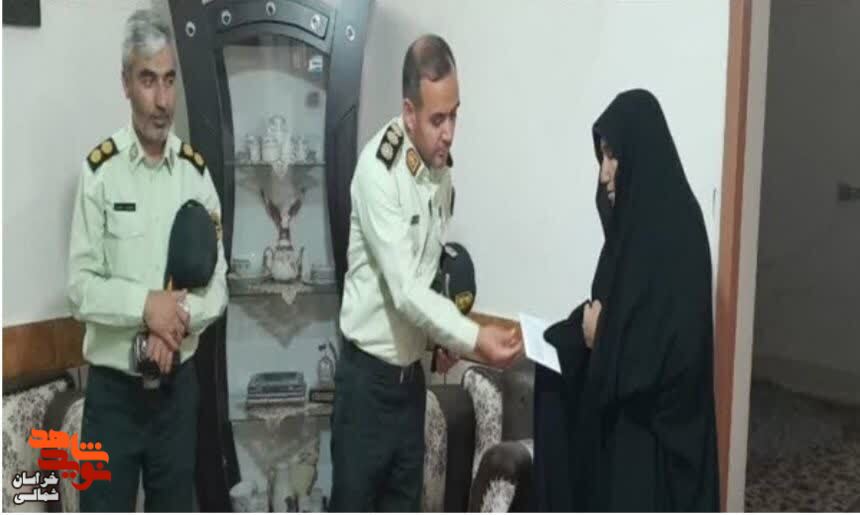 شهدا برکت و افتخار ملت ما هستند