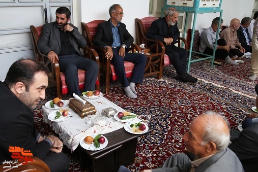 دورهمی آزادگانِ آذربایجانیِ عملیات خیبر در سیسِ شبستر + تصاویر دورهمی آزادگانِ آذربایجانیِ عملیات خیبر در سیسِ شبستر + تصاویر