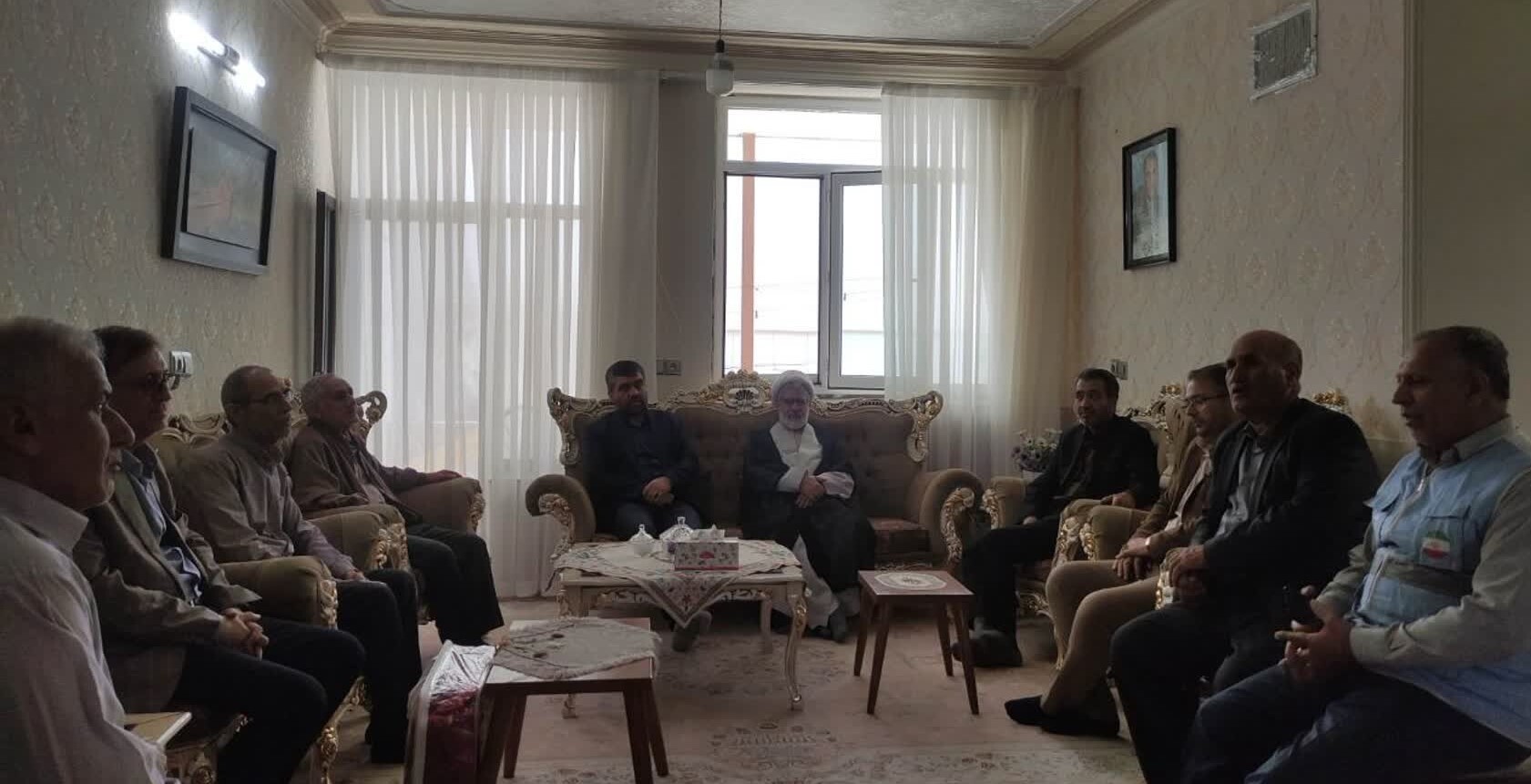 مدیر کل حج و زیارت خراسان شمالی از خانواده شهید منا «غلامرضا محمودی» دیدار کرد+ تصاویر