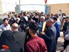 استقبال پرشور مردم دشت عباس از مادر شهید ابوتراب نوری پس از ۴۳ سال انتظار