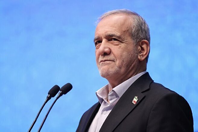 رئیس‌جمهور با خانواده شهید مجتبی رضیئی دیدار کرد
