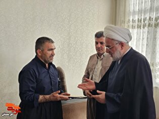 دیدار نماینده ولی‌فقیه در کردستان و مدیرکل بنیاد...