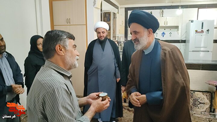 دیدار نماینده ولی‌فقیه در بنیاد شهید با خانواده شهیدان «سهیل لطف‌یار» و...