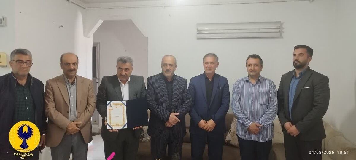 دیدار آزادگان و خادمان شهدای غریب ساری با خانواده شهید سیدحسین یعقوبی&nbsp;&nbsp;
