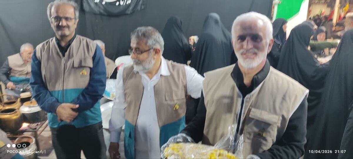 ایستگاه&zwnj;های صلواتی خادمان شهدای غریب مازندران در حمایت از مردم بصیر و انقلابی برپا شد