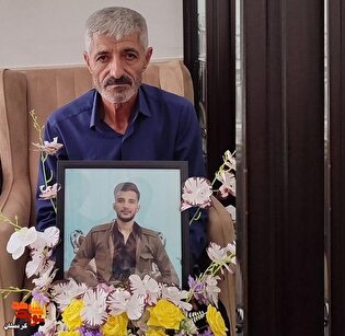 پدر شهید کارو مرادی: کارو از یک سال قبل می‌گفت...