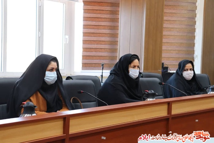 تجلیل از خدمات ارزنده کادر درمانی و توانبخشی درمانگاه ایثار