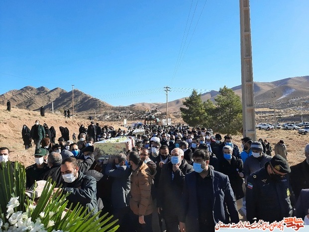 تشییع دو شهید گمنام دفاع مقدس در شهرستان مهدیشهر