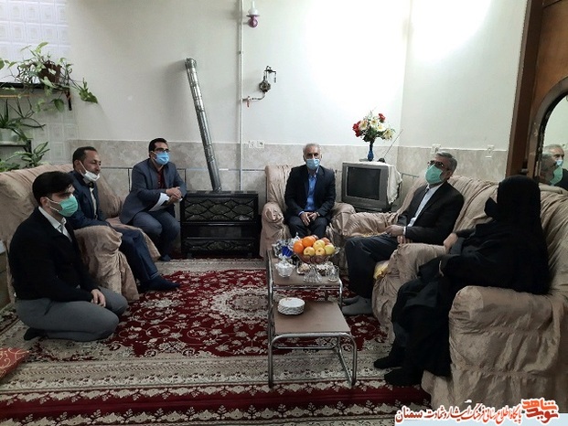 دیدار دکتر یزدانی مدیرکل بنیاد شهید استان سمنان با خانودههای معزز شاهد و ایثارگر شهرستان مهدیشهر- یازدهم فروردین ۱۴۰۰