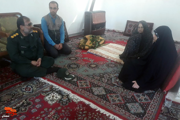 دیدار مسئولان شهرستان آرادان با خانواده معزز شهید والامقام «قاسم صبور» - بیستم اردیبهشت ۱۴۰۱ 