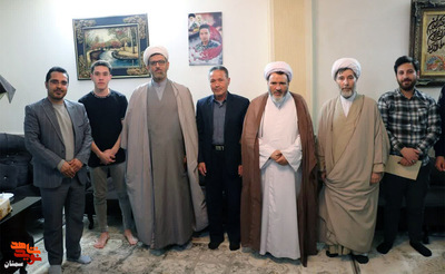 دیدار امام جمعه و رئیس بنیاد شهید مهدی‌شهر با خانواده معظم شهید والامقام مفقودالاثر مدافع حرم هادی محمدی- بیست و یکم اسفندماه ۱۴۰۱ شهرستان مهدی‌شهر