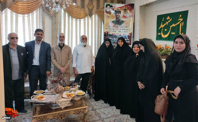 دیدار دانشجویان و ستاد شاهد دانشگاه صنعتی شاهرود با خانواده معزز شهید والامقام امید جوادیپور- هفتم اردیبهشتماه ۱۴۰۲ شهرستان شاهرود